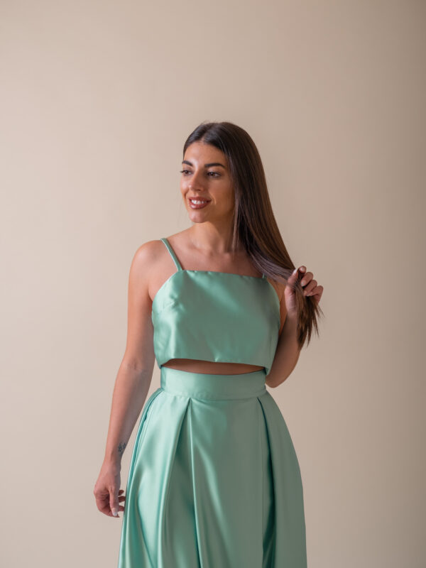 top laura verde agua