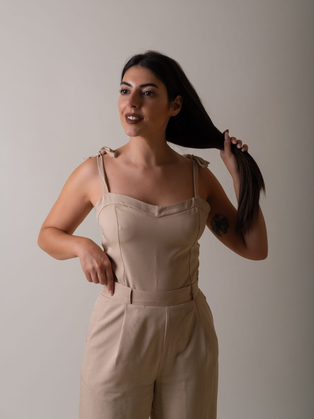 blusa essencia bege